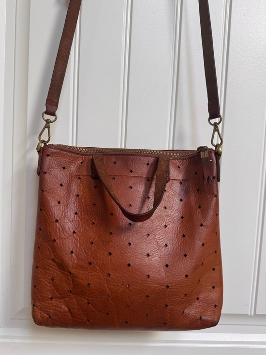Madewell Handbags - Madewell Transport Leather Crossbody Bag with Perforated Geo-Holepunch 11”x9”x3”